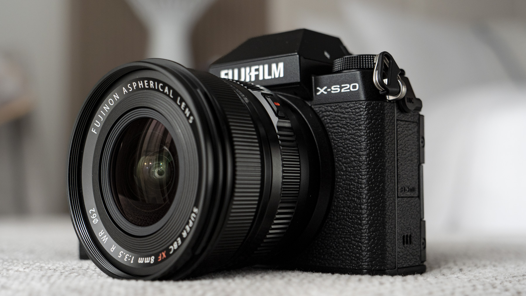 Fujifilm X-S20