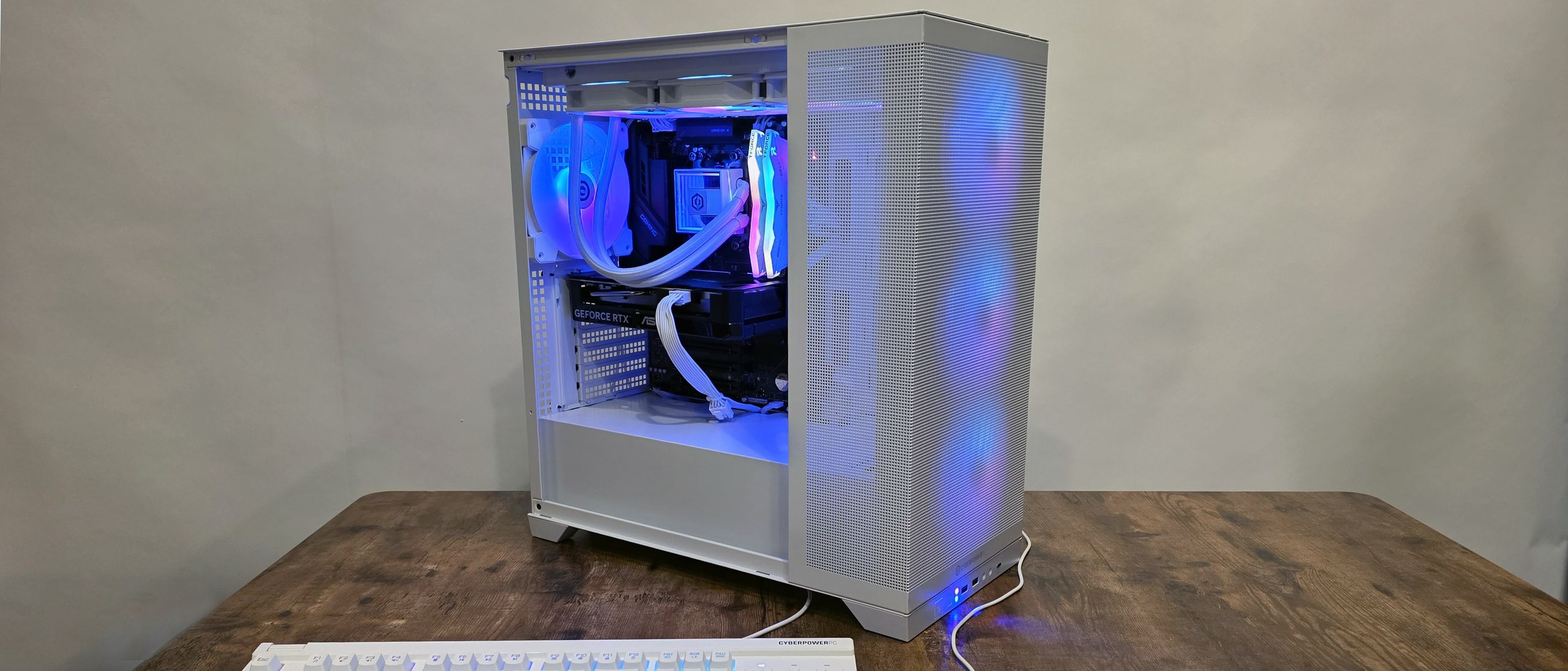CyberPowerPC Gamer Supreme