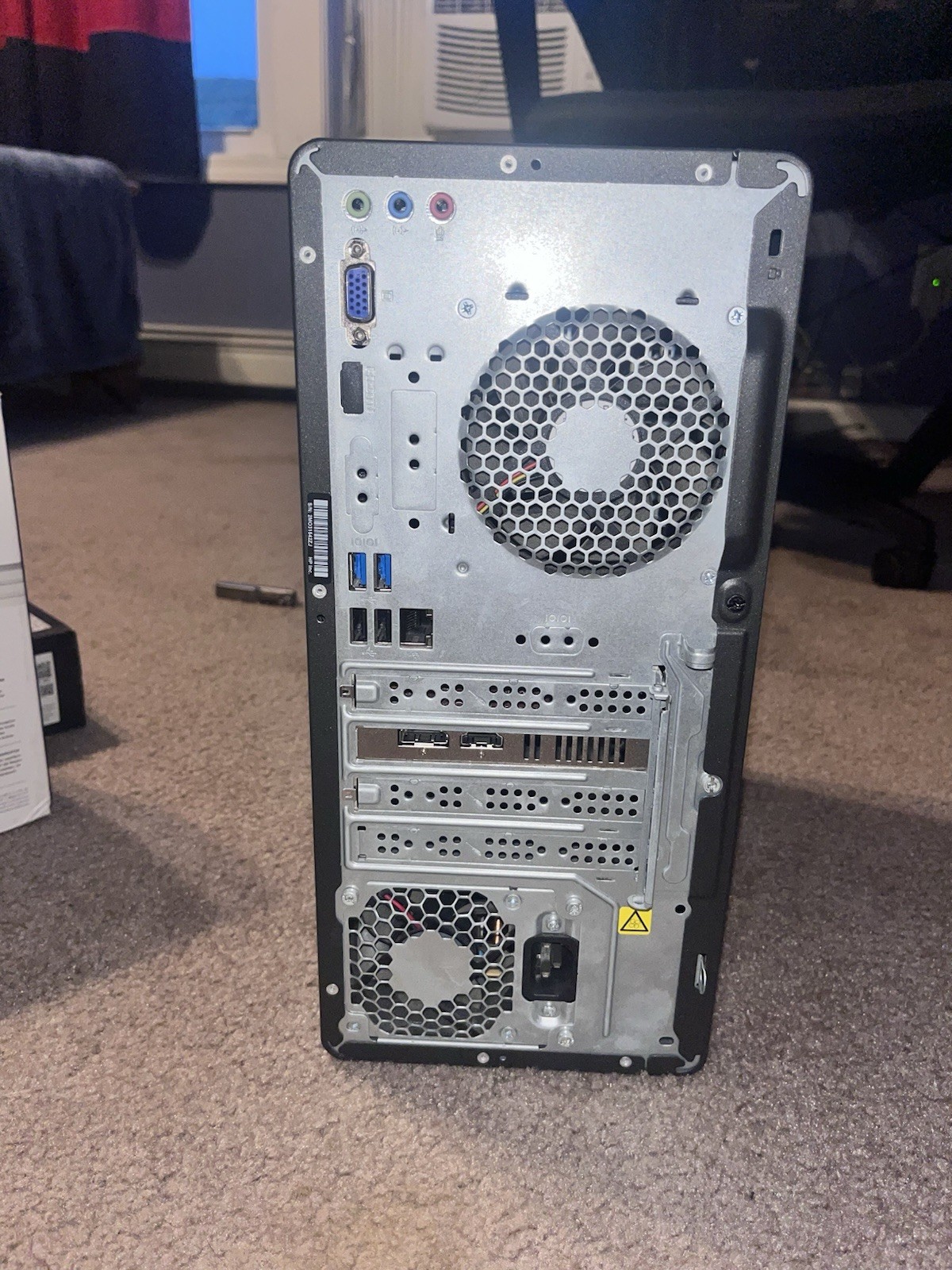 HP Victus 15L Desktop (2024)