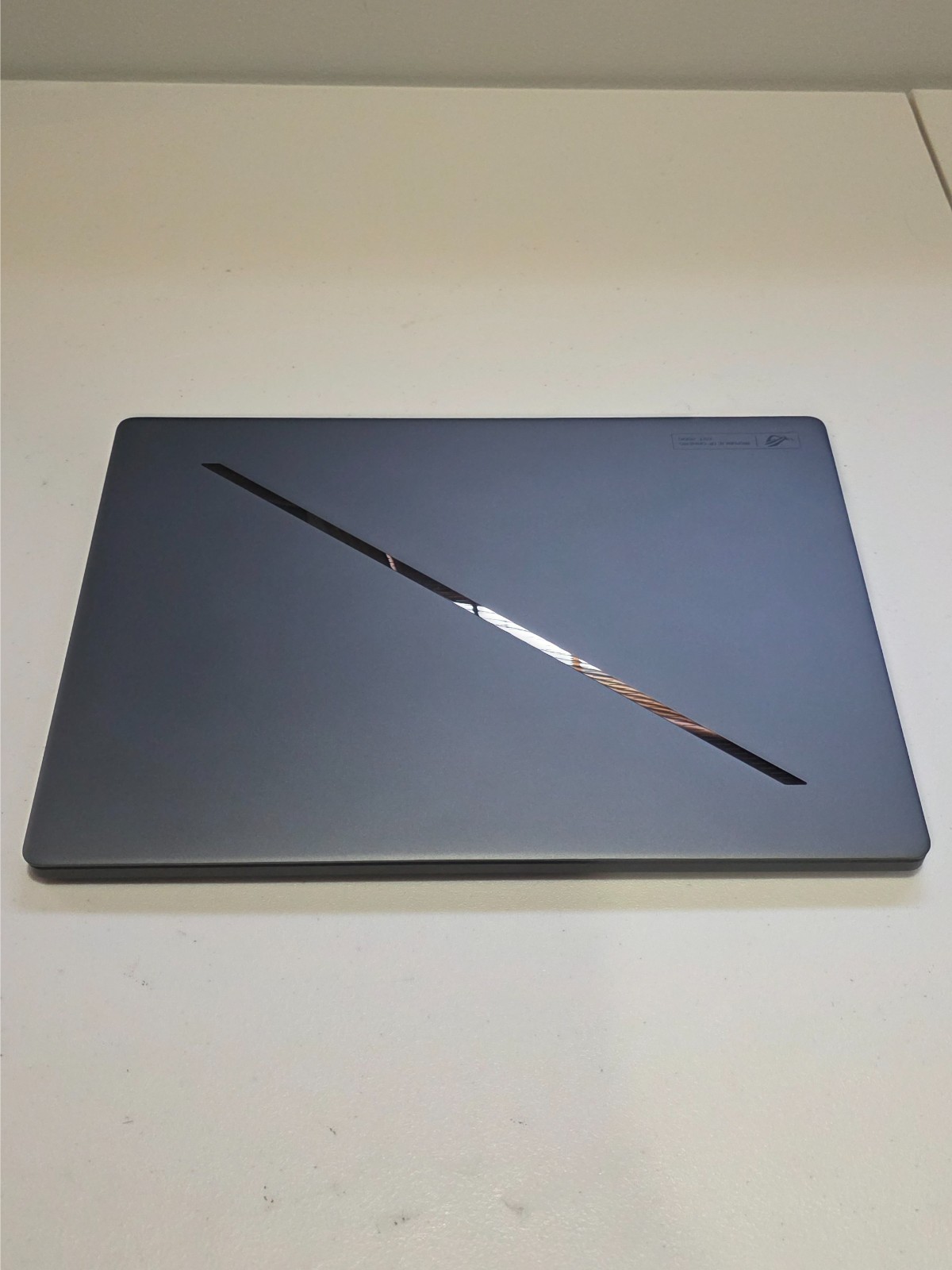 ASUS ROG Zephyrus G16 (2025)