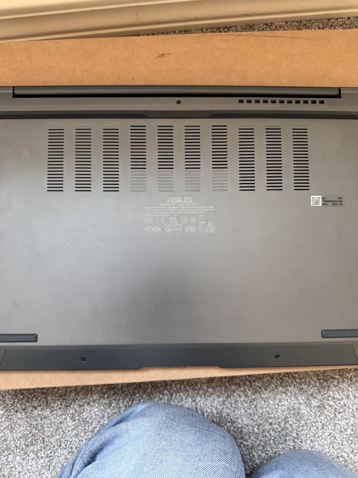 ASUS Zenbook 14 OLED (UX3405)