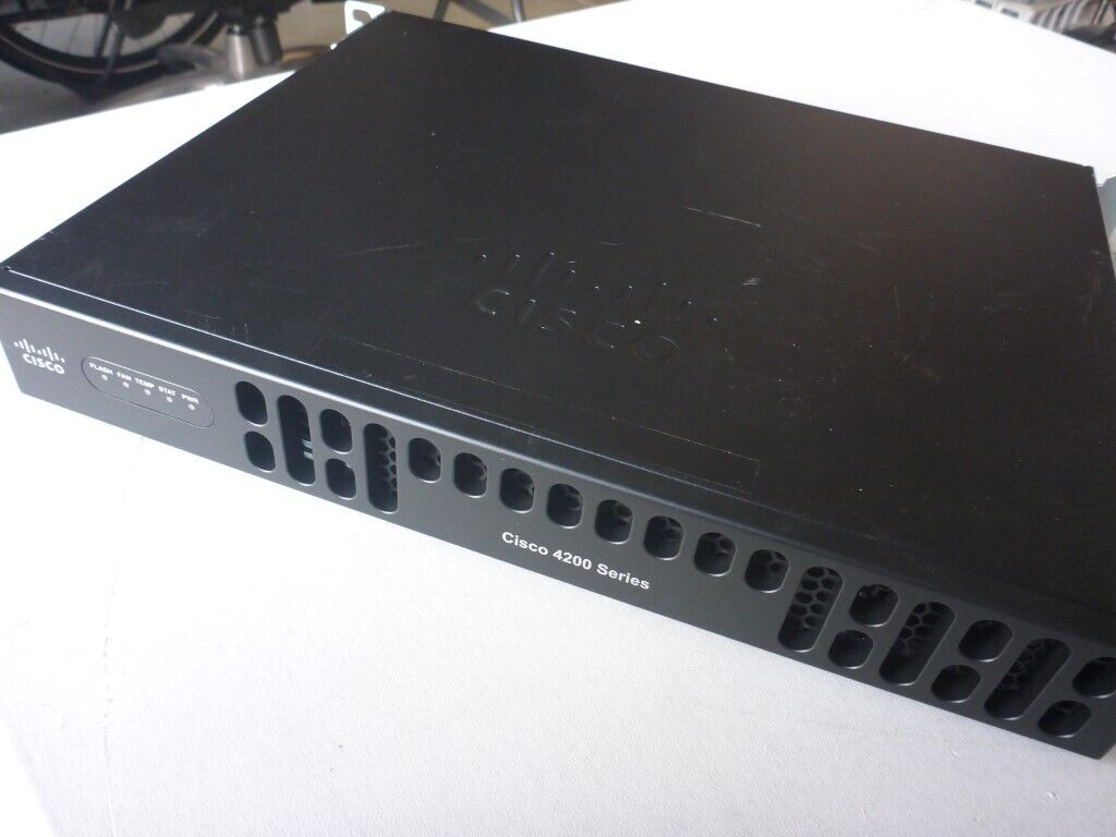 Cisco ISR 4221 Router