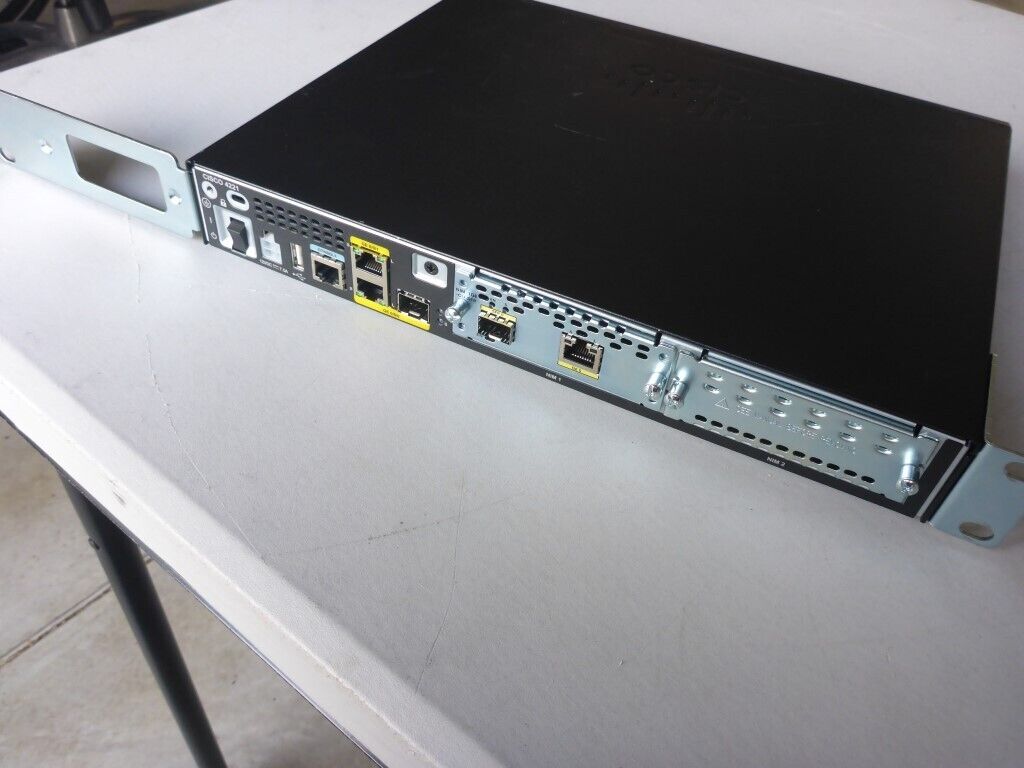 Cisco ISR 4221 Router