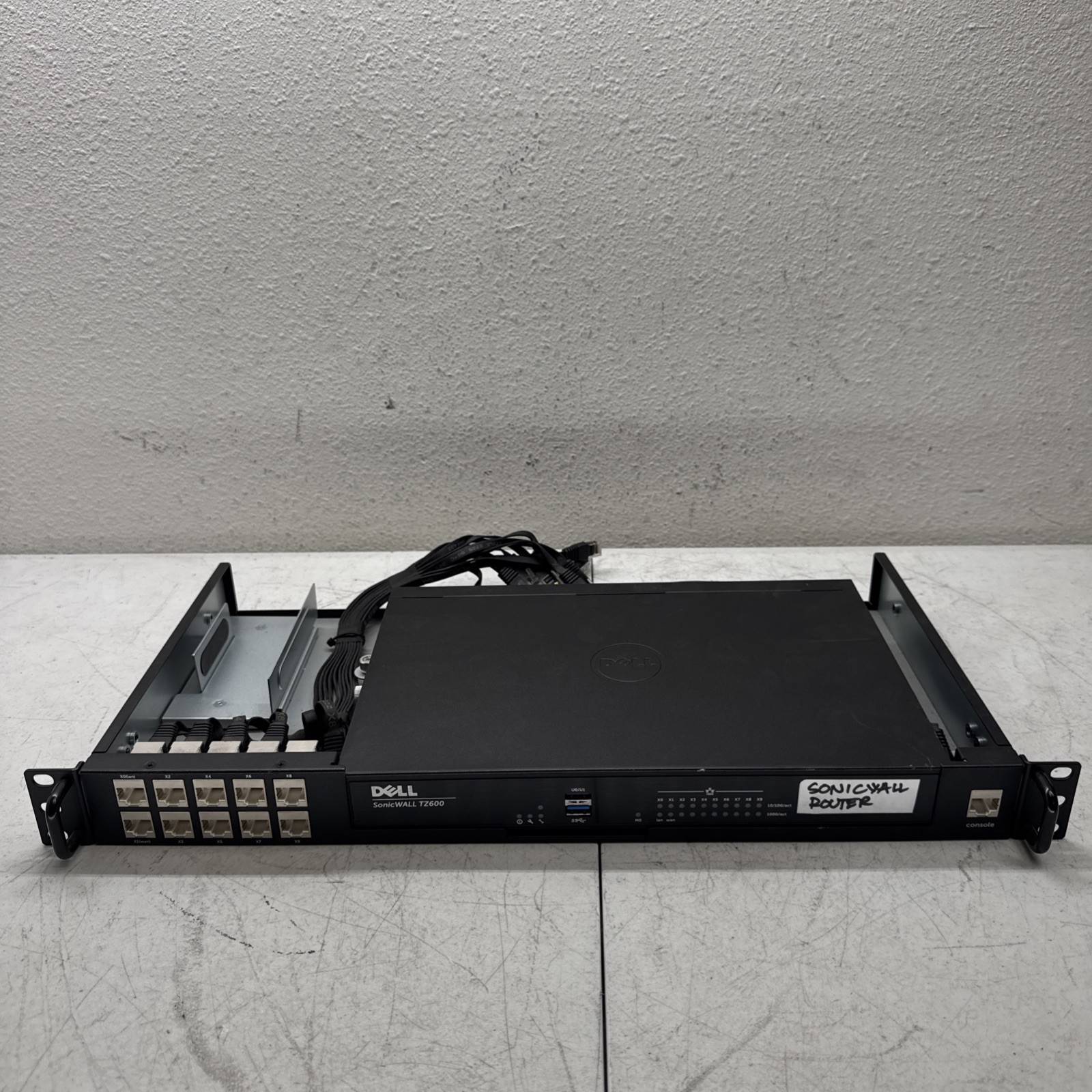 SonicWall TZ600 Firewall