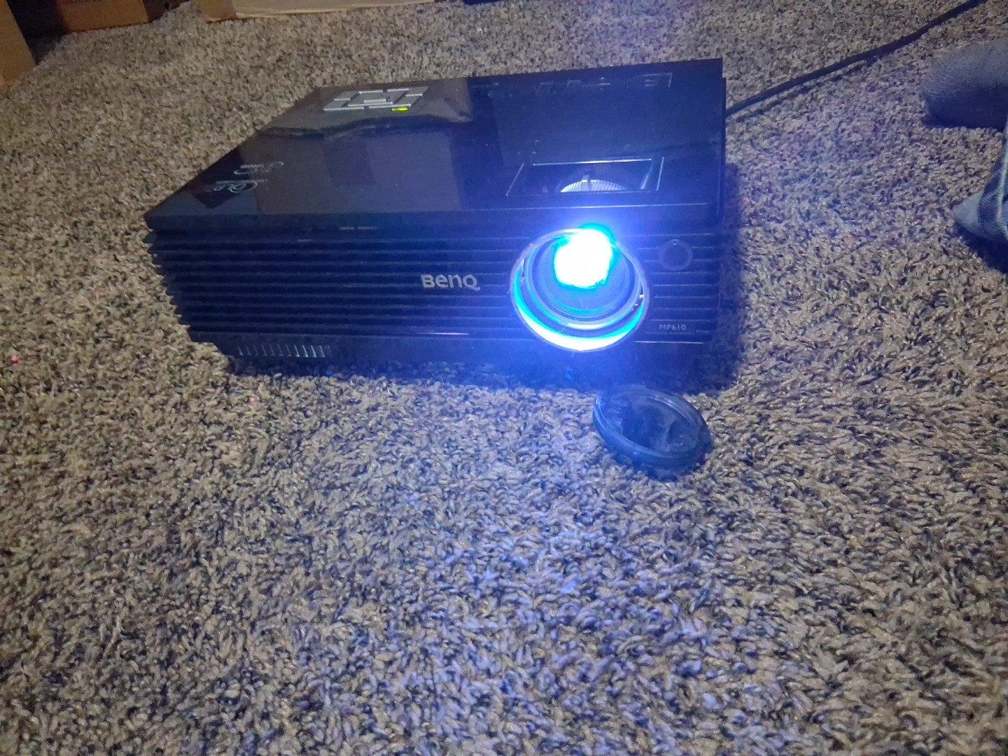 BenQ MP623 XGA DLP Projector