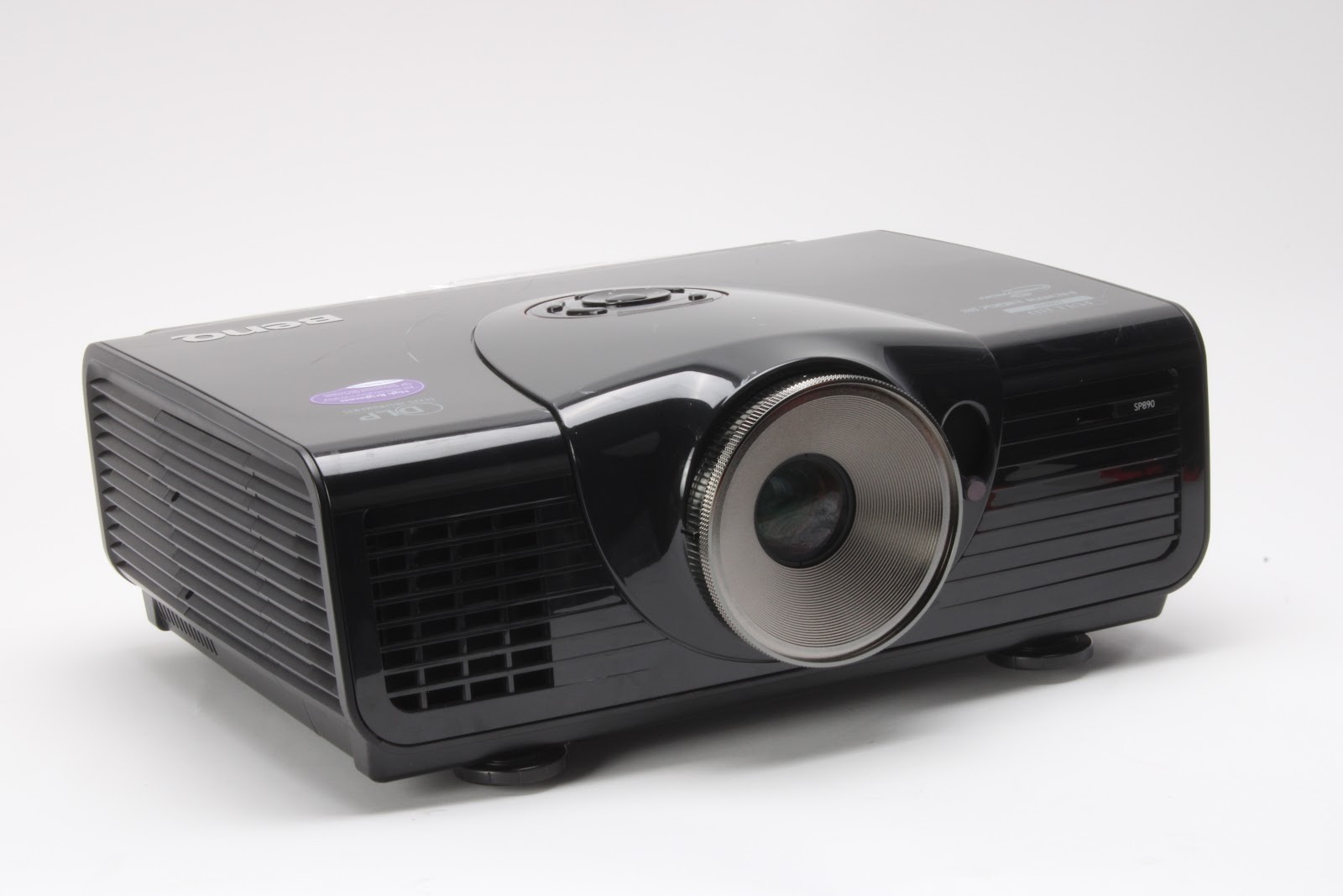 BenQ SP820 XGA High-Brightness DLP Projector